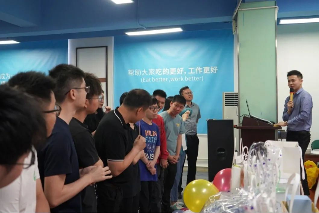 優(yōu)信集體生日會 | 以生日之名感恩相伴 以奮斗鐫刻美好時光