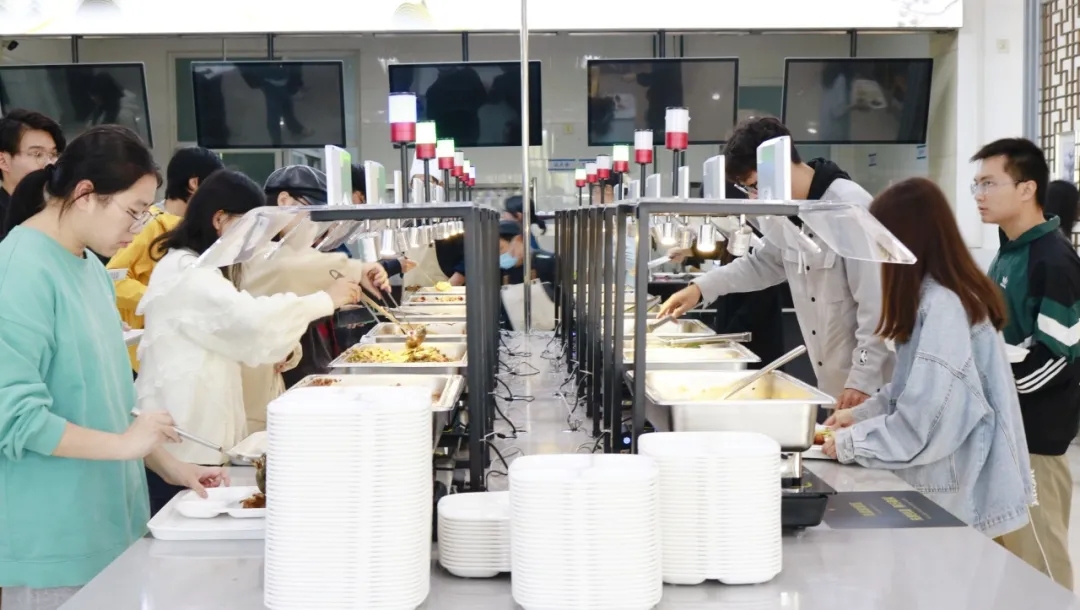 上海工程技術(shù)大學(xué)智慧食堂.jpg
